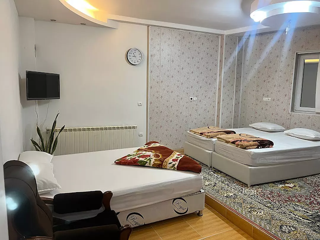 هتل آپارتمان سهیل بندرگز - اتاق 4 تخته (1 تخت 2 نفره 2 تخت 1 نفره)