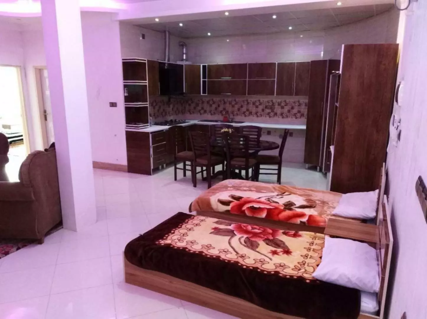 هتل آپارتمان نسترن خرمشهر - اتاق 2 تخته (2 تخت 1 نفره)