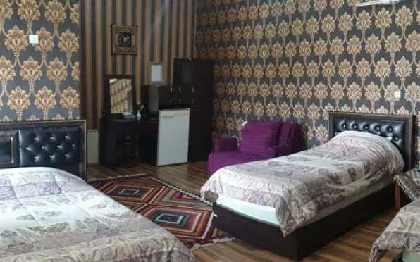 هتل سنگسر مهدی شهر - نمای اتاق 