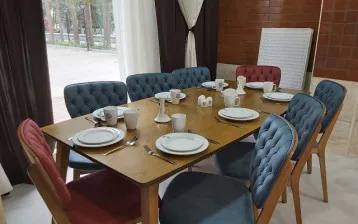 مهمانسرا شهرداری آباده - رستوران