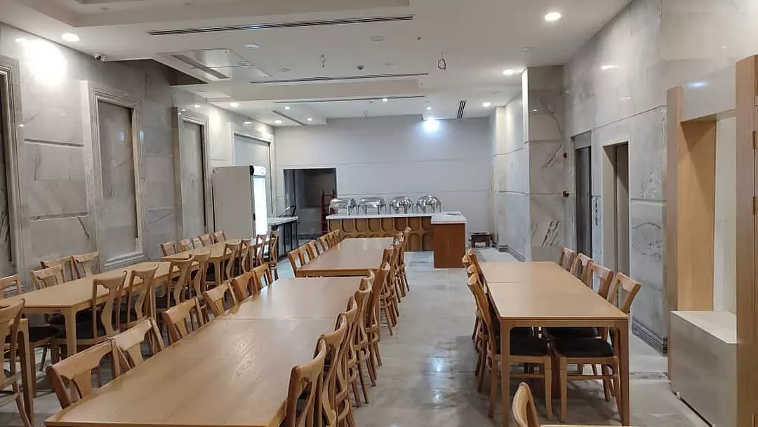 هتل نگین هشتم مشهد - رستوران