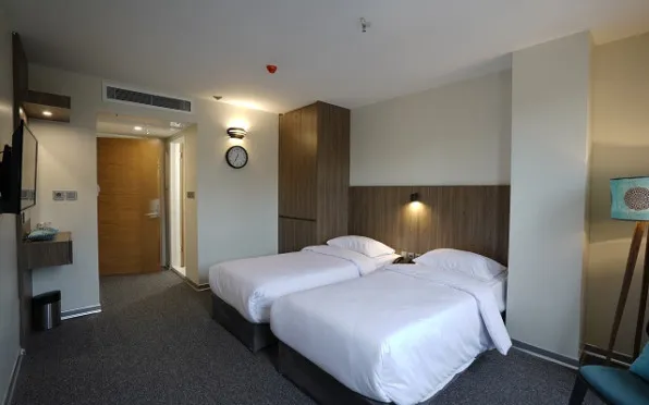 هتل کاربات اصفهان - اتاق 2 تخته (2 تخت 1 نفره)