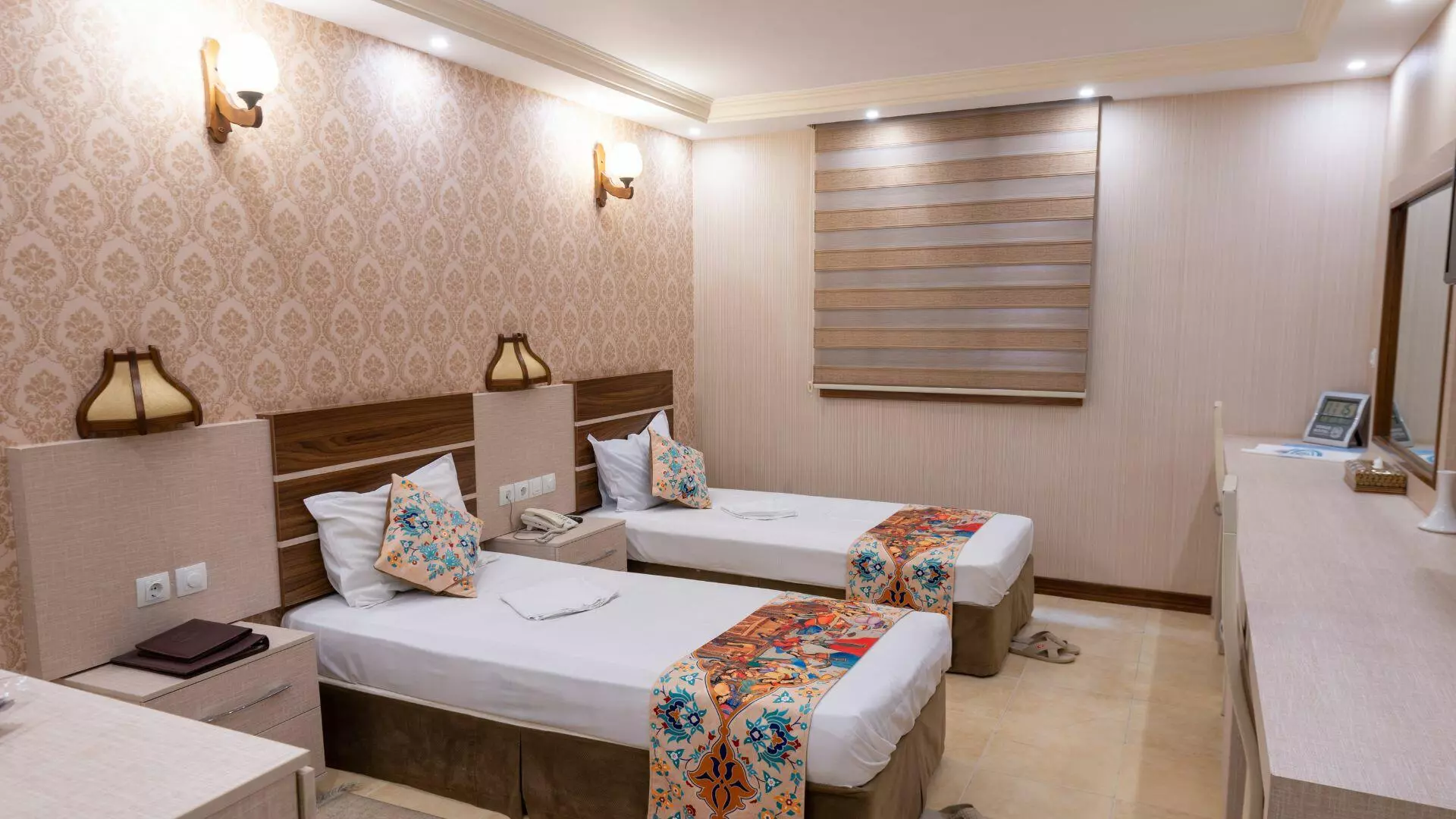 هتل ونوس اصفهان - اتاق 2 تخته