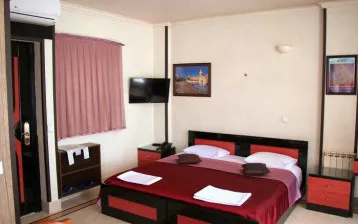 هتل آپارتمان هشت بهشت اصفهان - اتاق 2 تخته (1 تخت 2 نفره)