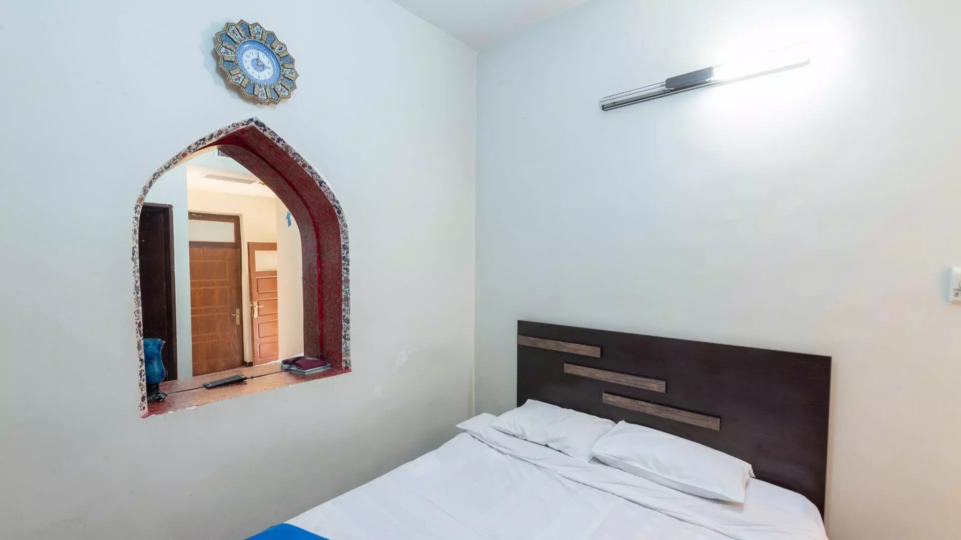 هتل سرای اردیبهشت اصفهان - اتاق 2 تخته (1 تخت 2 نفره)