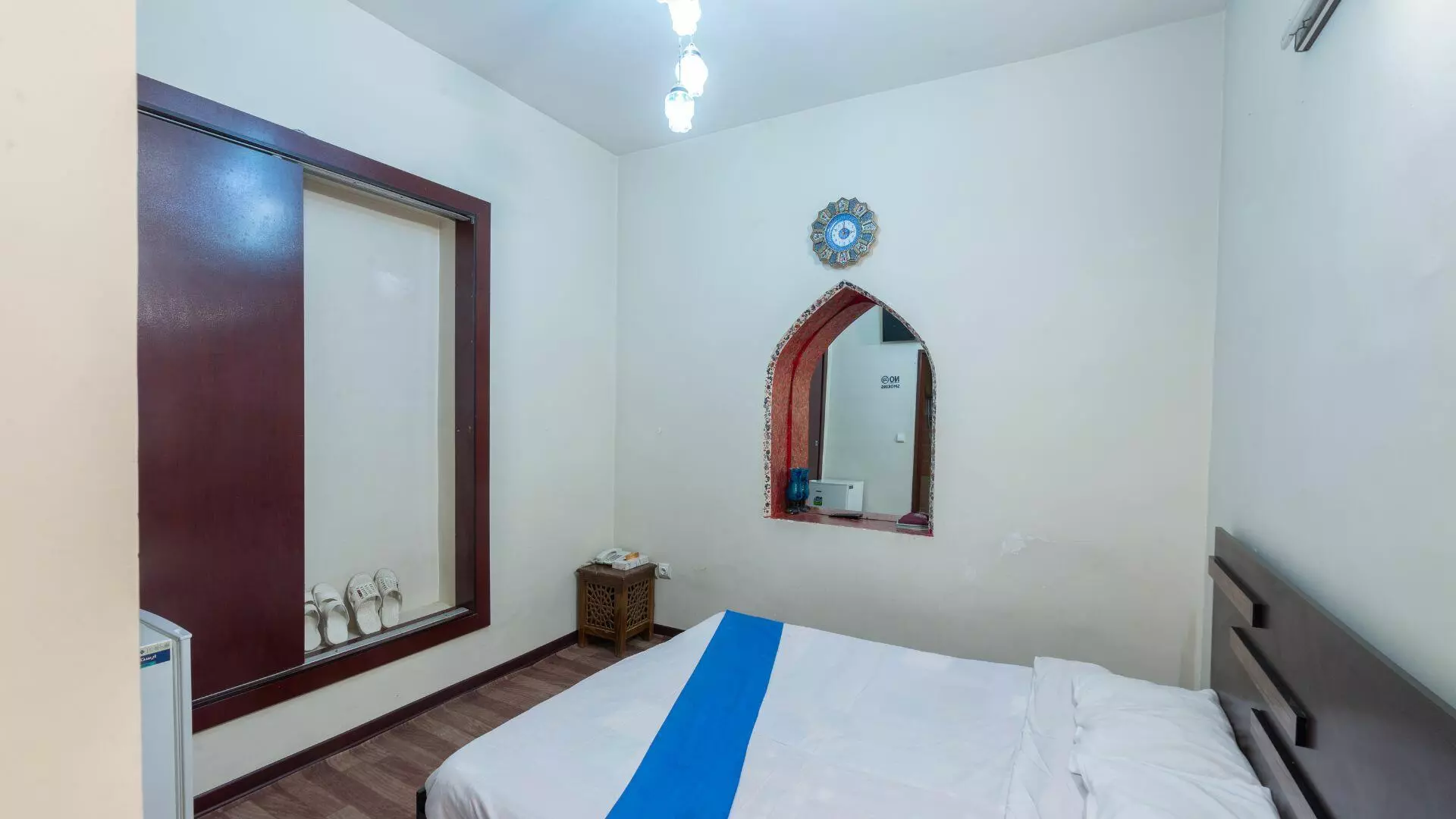 هتل سرای اردیبهشت اصفهان - اتاق 2 تخته (1 تخت 2 نفره)