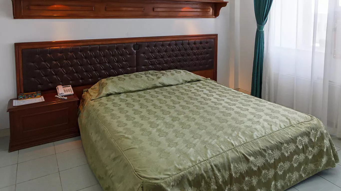 هتل پارک شیراز - اتاق 2 تخته (1 تخت 2 نفره)