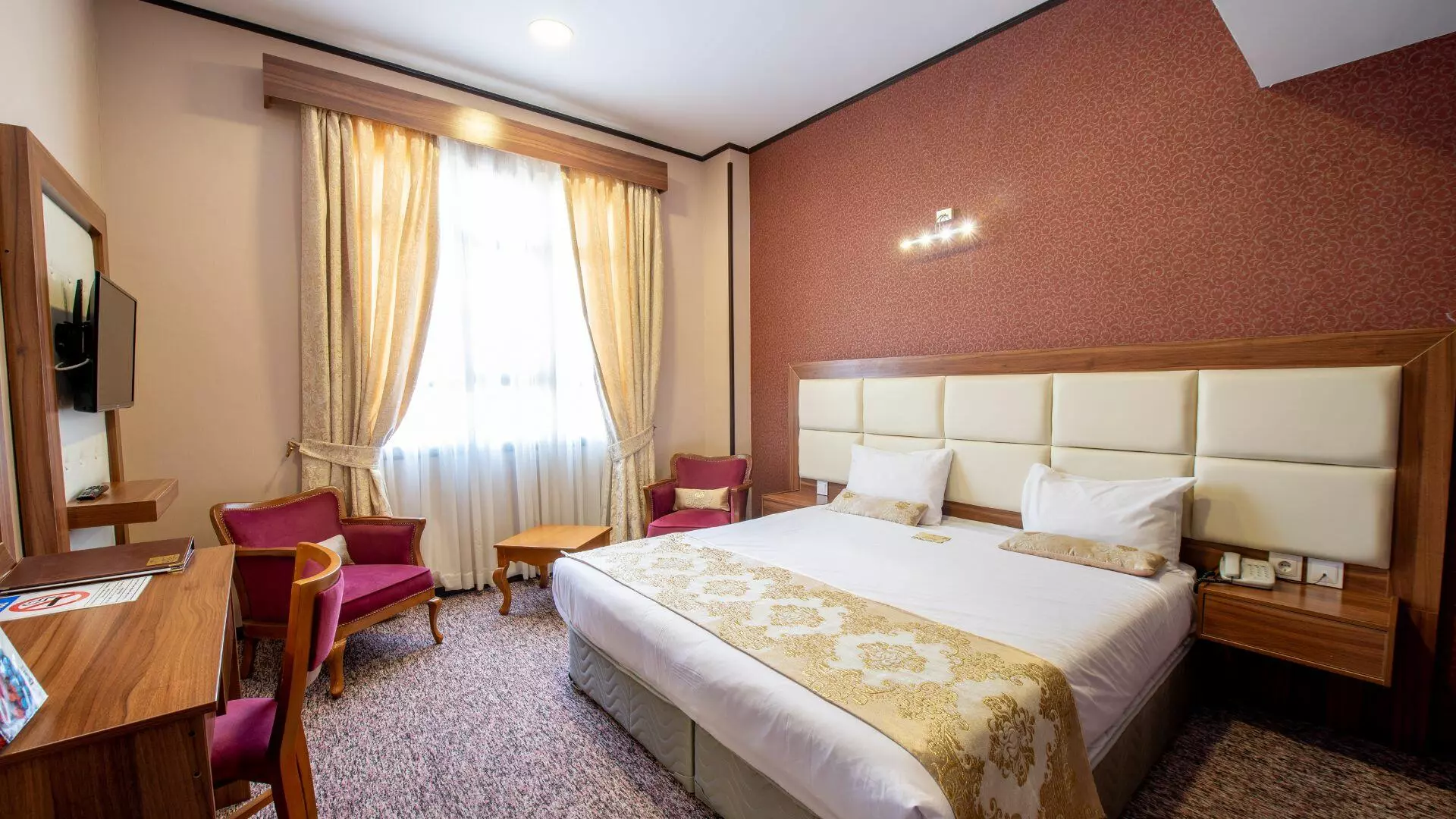 هتل بین الحرمین شیراز - اتاق 2 تخته (1 تخت 2 نفره)