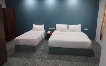 هتل سان سیتی قشم - اتاق 3 تخته (1 تخت 2 نفره 1 تخت 1 نفره)