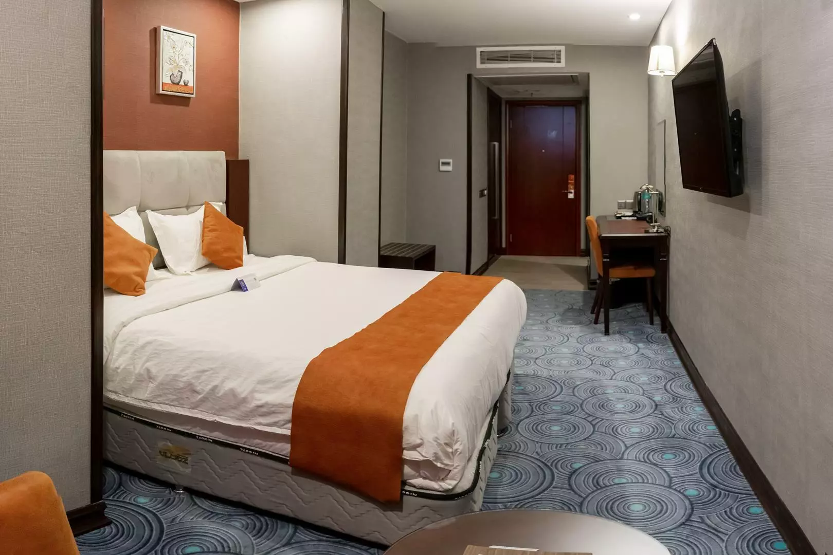 هتل آوینا قشم - اتاق 2 تخته (1 تخت 2 نفره)