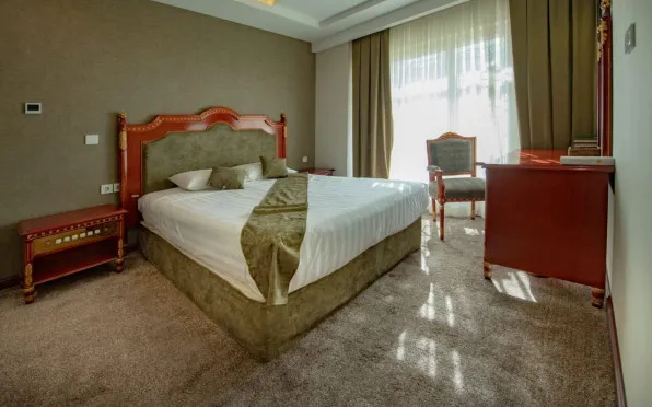 هتل قصرالضیافه مشهد - اتاق 2 تخته (1 تخت 2 نفره)