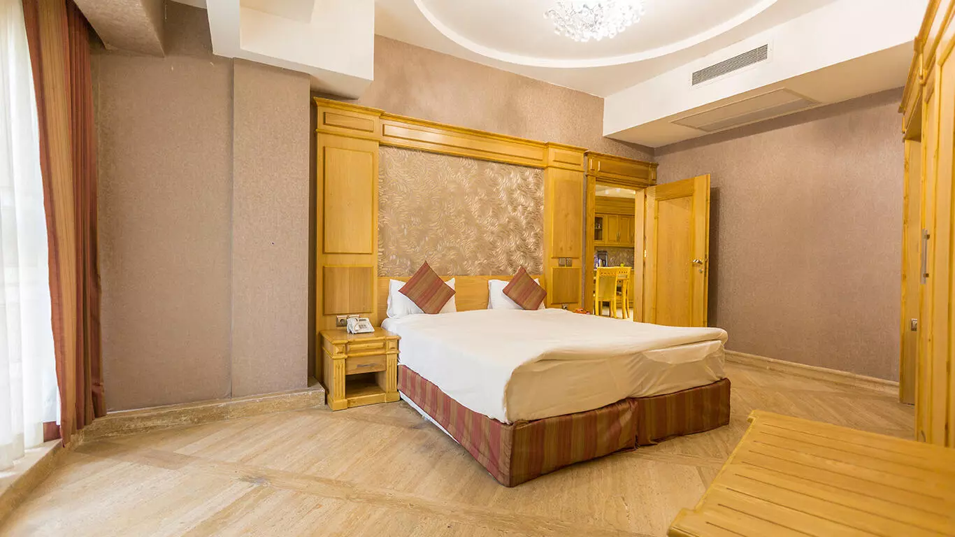 هتل بین المللی کوثر ناب مشهد - اتاق 2 تخته (1 تخت 2 نفره)