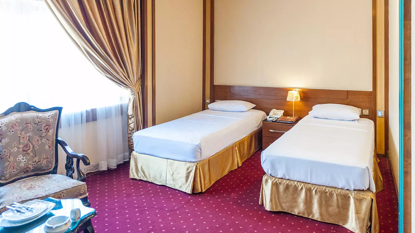 هتل مدینه الرضا مشهد - اتاق 2 تخته (2 تخت 1 نفره)