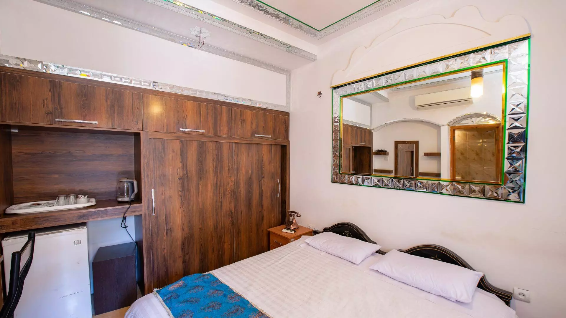 هتل سنتی طلوع خورشید اصفهان - اتاق 2 تخته (1 تخت 2 نفره)