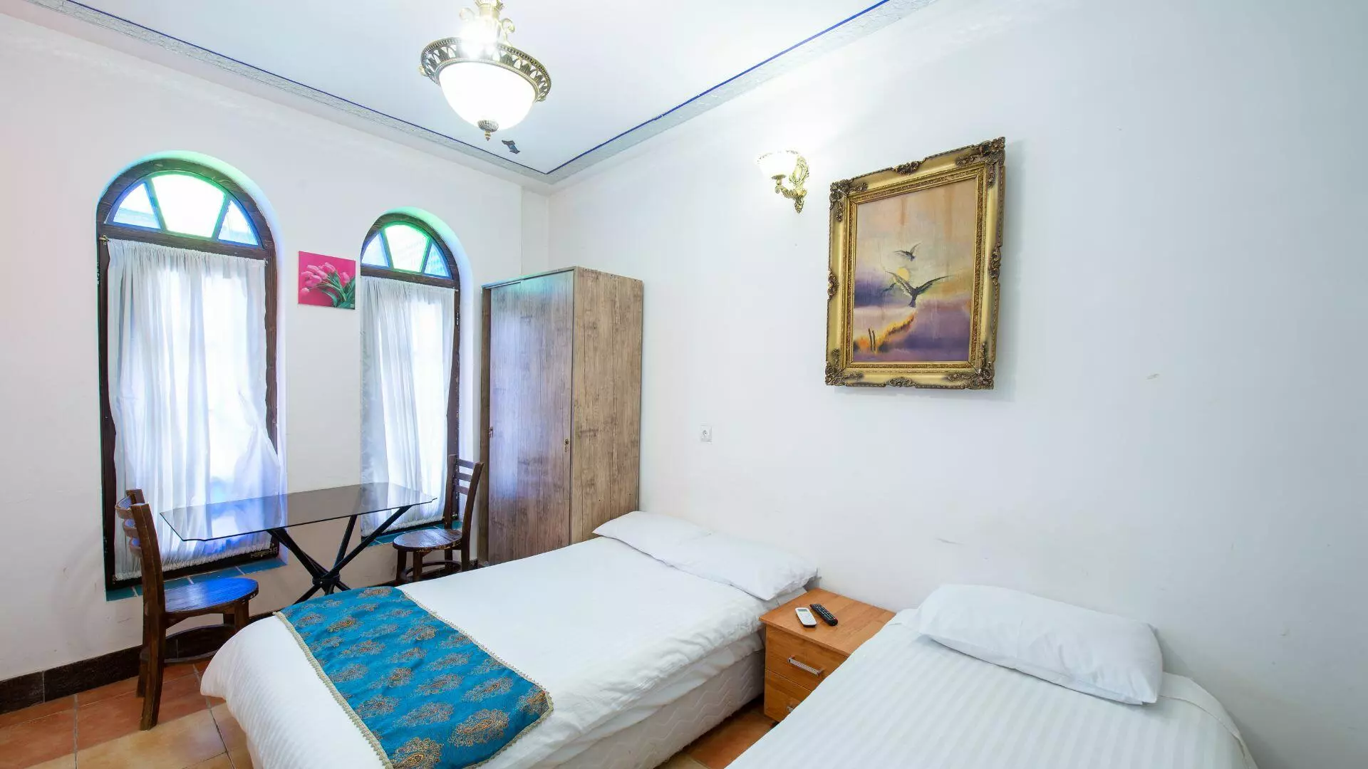 هتل سنتی طلوع خورشید اصفهان - اتاق 2 تخته (2 تخت 1 نفره)