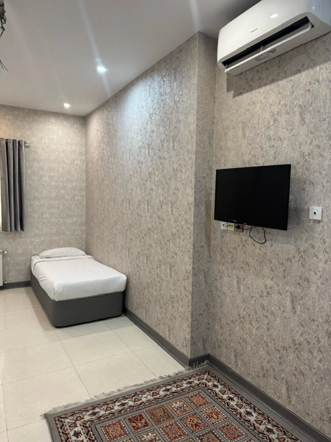 هتل زیتون تهران -اتاق 1 تخته (1 تخت 1 نفره)