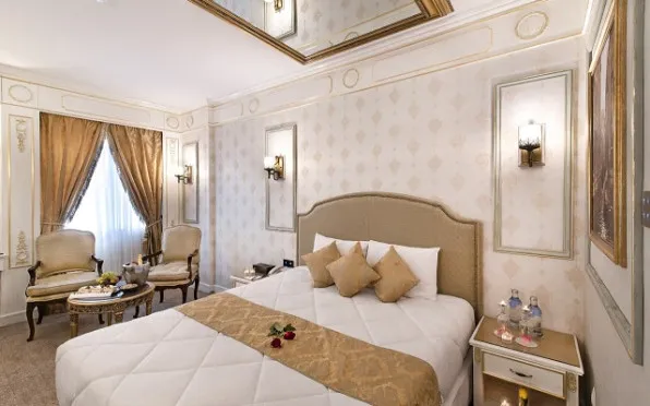 هتل بین المللی قصر مشهد - اتاق 2 تخته (1 تخت 2 نفره)