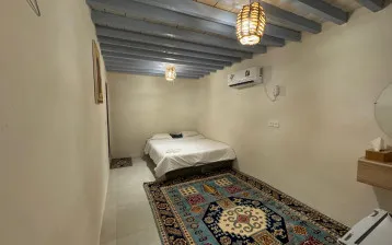 اقامتگاه بومگردی گل ابریشم قشم - اتاق 2 تخته (1 تخت 2 نفره)