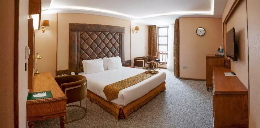 هتل رز شیراز - اتاق 2 تخته (1 تخت 2 نفره)