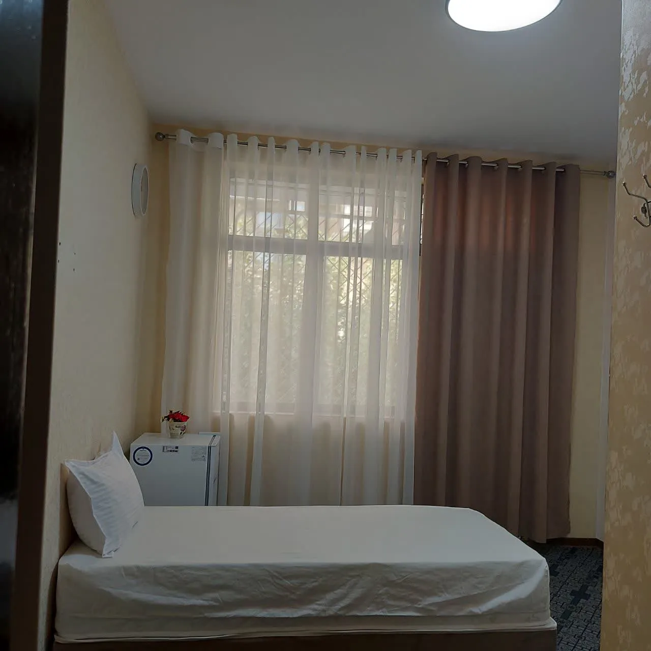 مهمانپذیر ترنج تهران - اتاق 1 تخته (1 تخت 1 نفره)