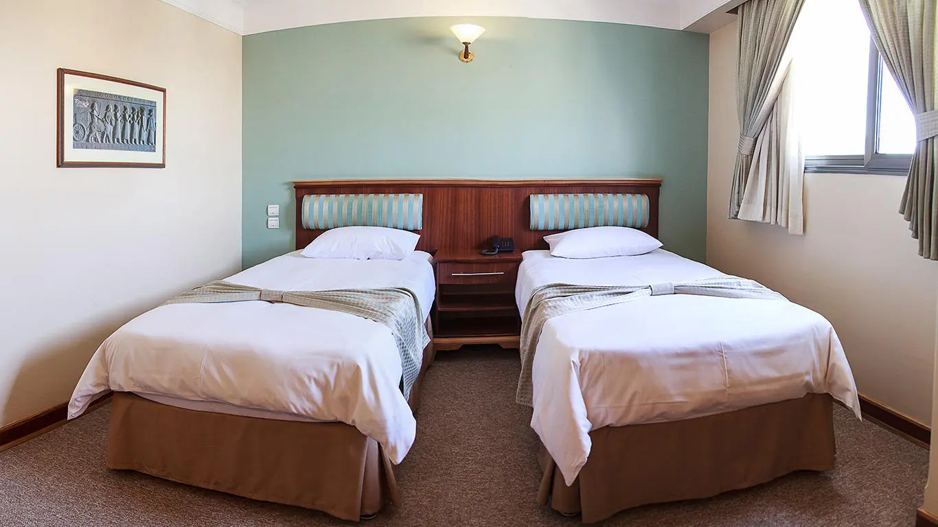 هتل اسکان تهران - اتاق 2 نفره (2 تخت 1 نفره)