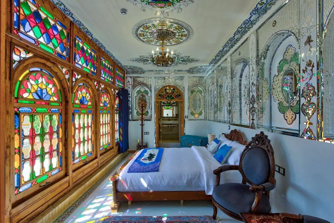 بوتیک هتل خانه زیبا شیراز - اتاق 2 تخته (1 تخت 2 نفره)