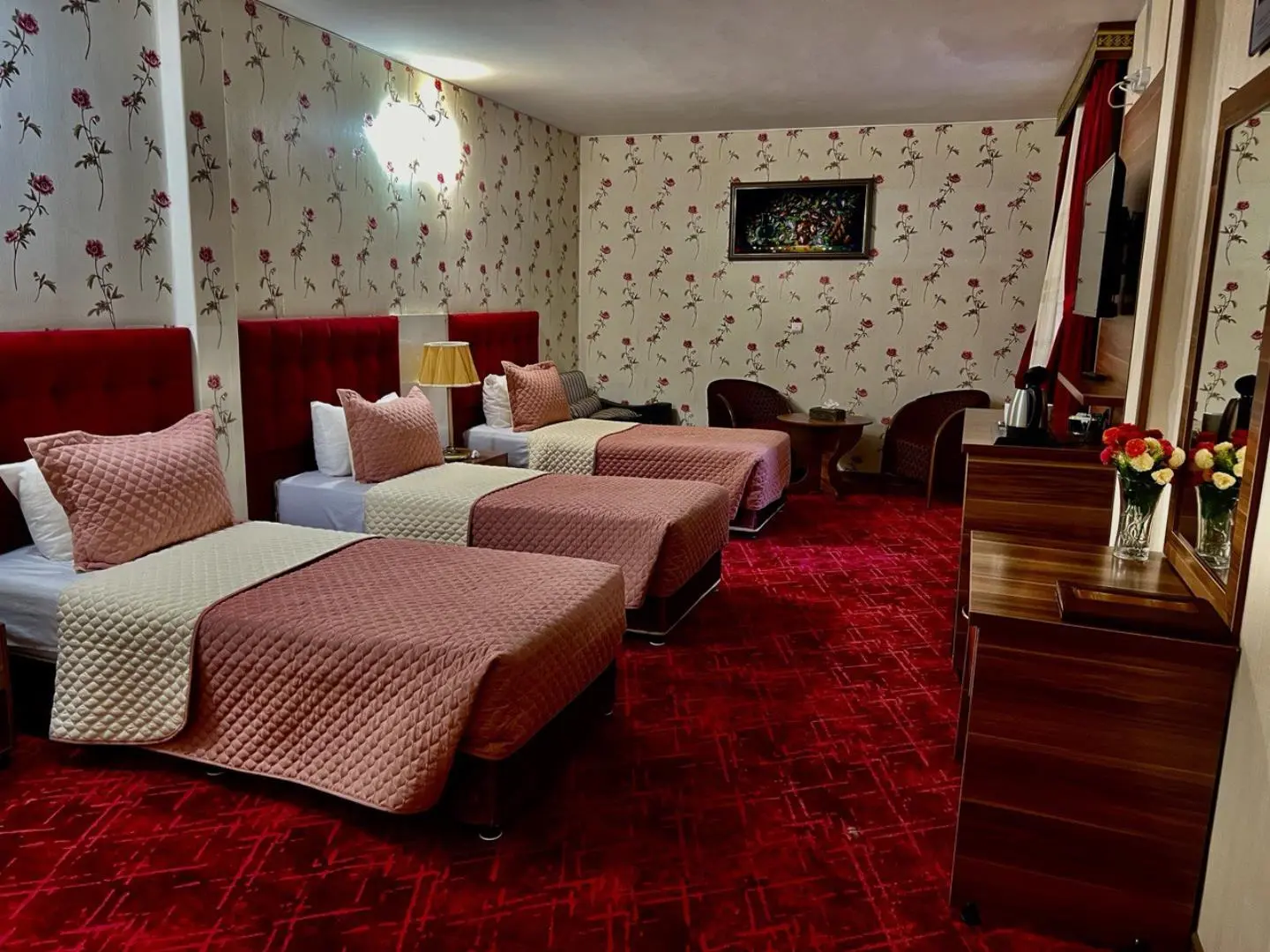 هتل ایران تهران - اتاق 3 تخته (3 تخت 1 نفره)