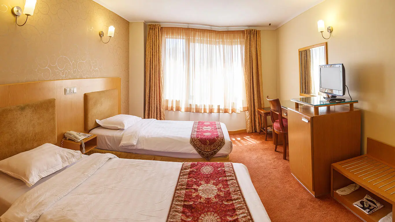 هتل ساینا تهران - اتاق 2 تخته (2 تخت 1 نفره)