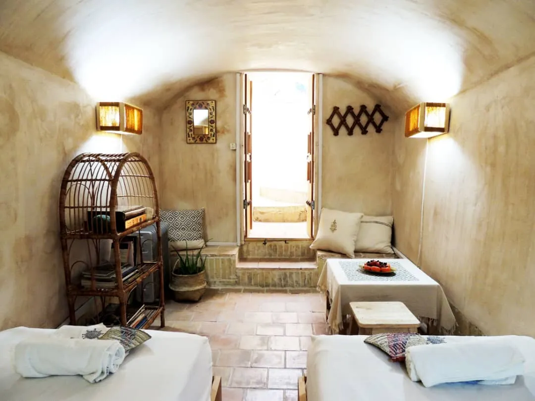 اقامتگاه بومگردی حوضک اصفهان - نمای اتاق