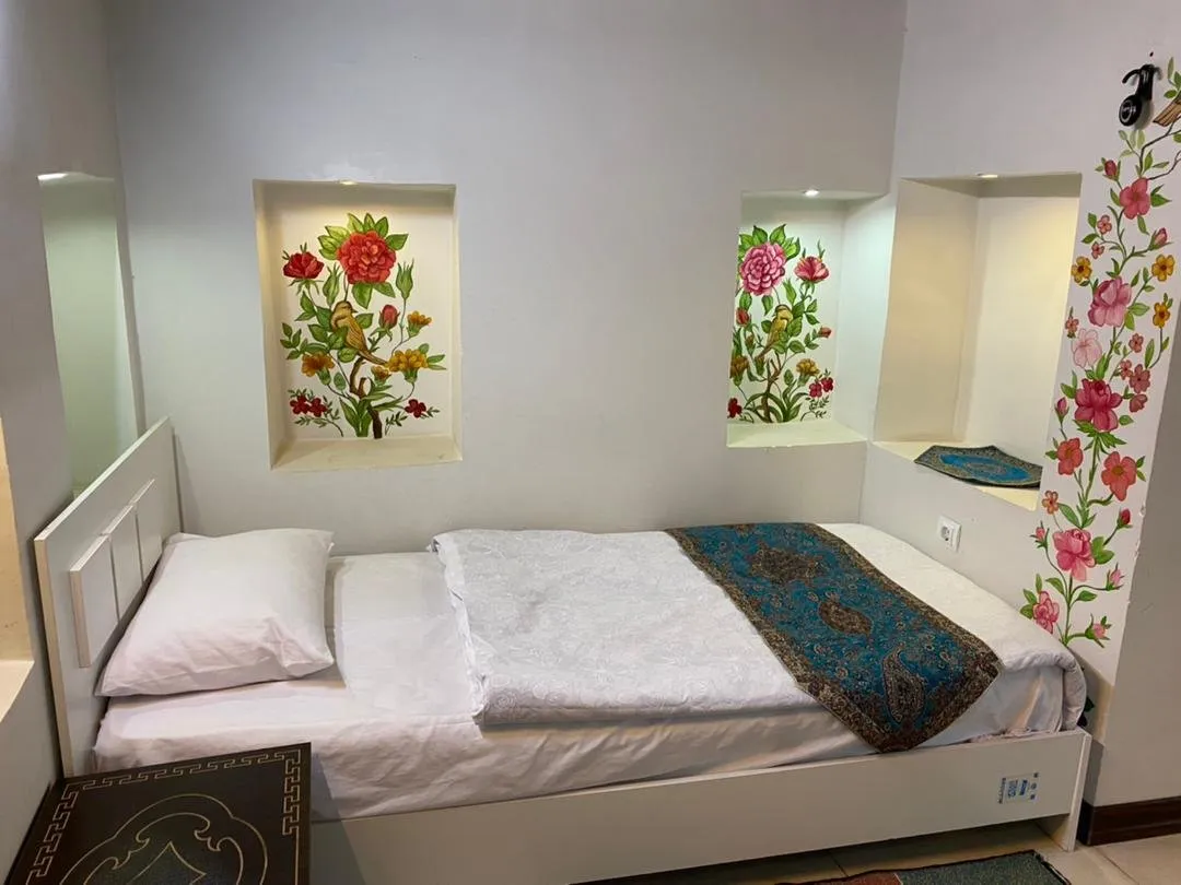 اقامتگاه بومگردی طاها اصفهان - نمای اتاق