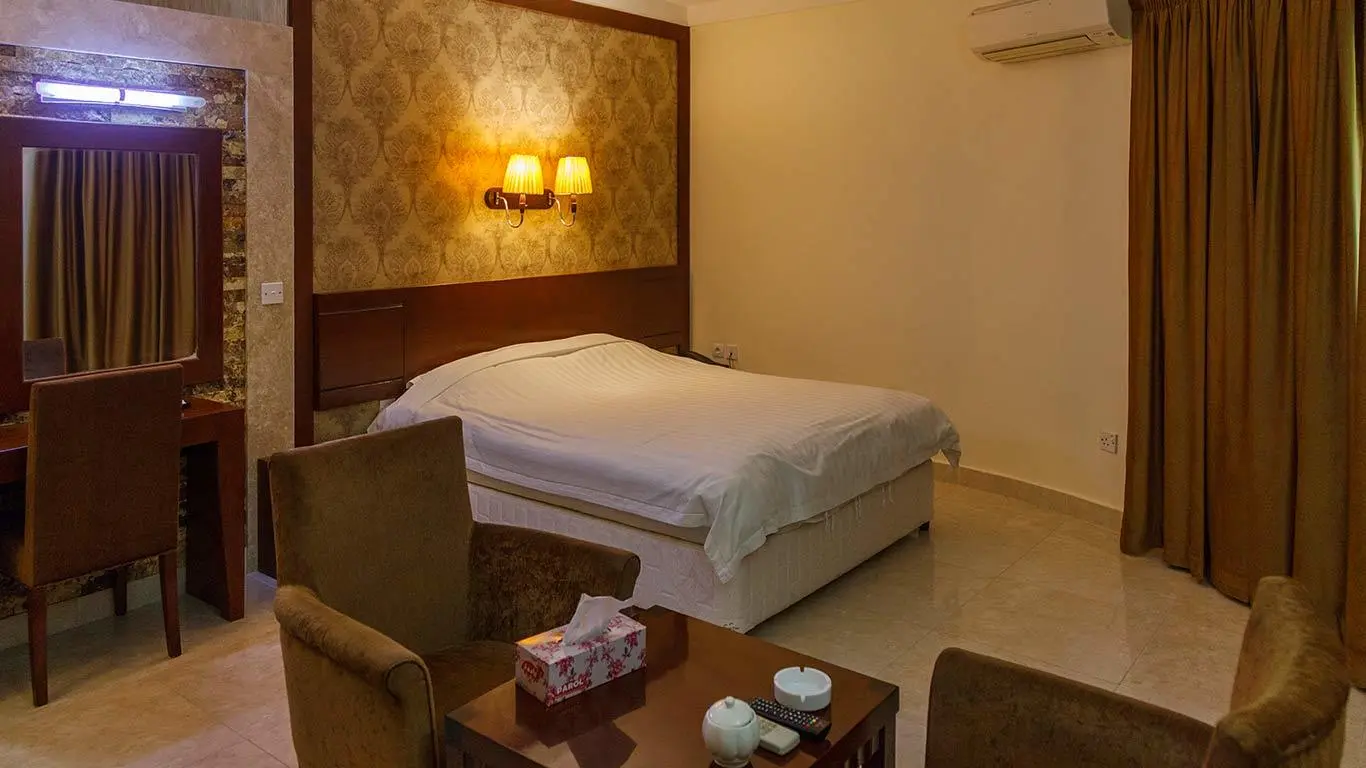 هتل فلامینگو کیش - اتاق 2 تخته (1 تخت 2 نفره)