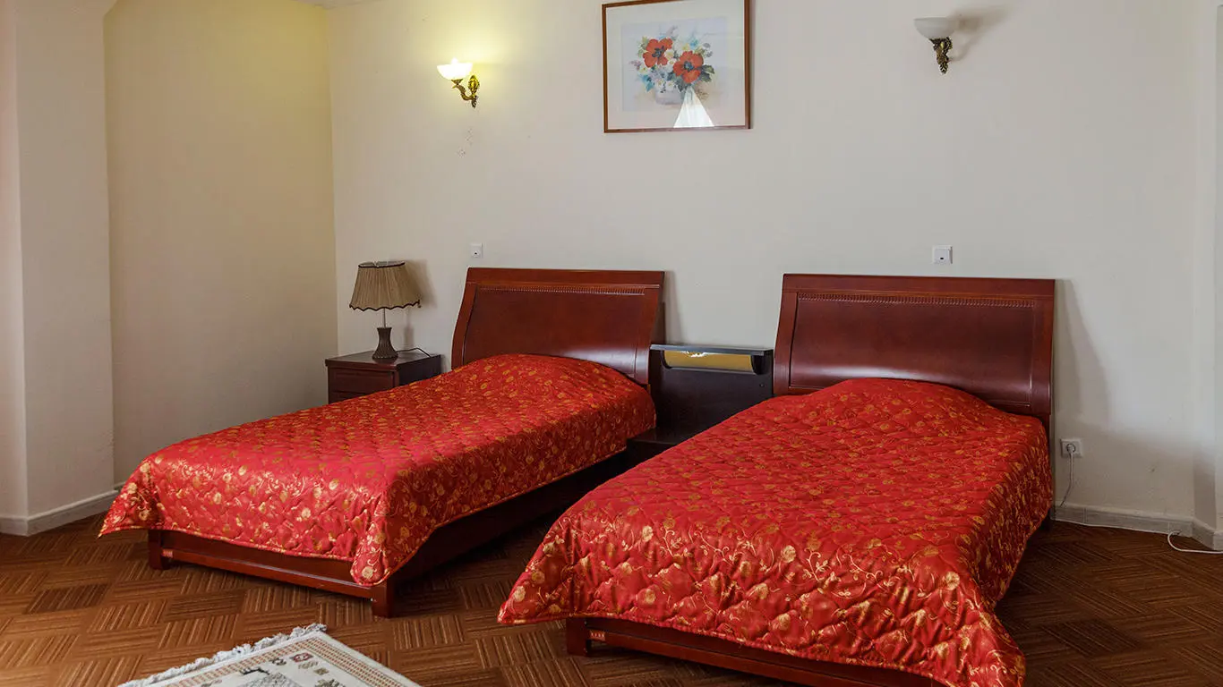 هتل گراند کیش - اتاق 2 تخته (2 تخت 1 نفره)