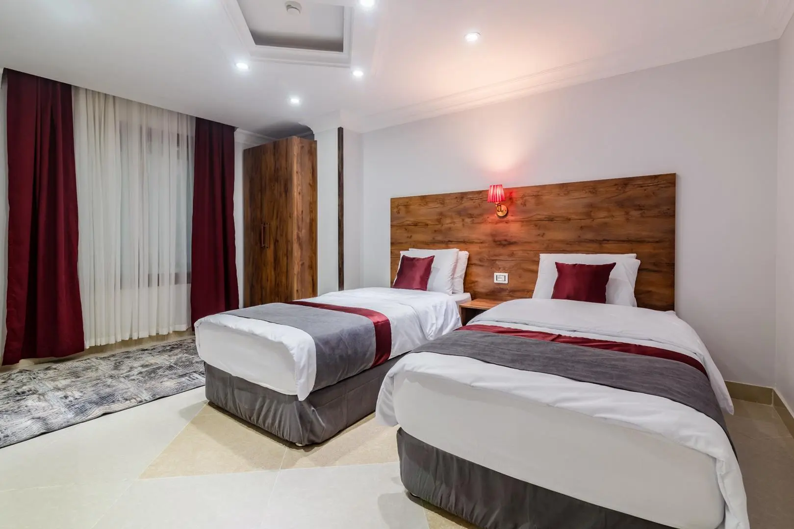 هتل آپارتمان الیت قشم - اتاق 2 تخته (2 تخت 1 نفره)