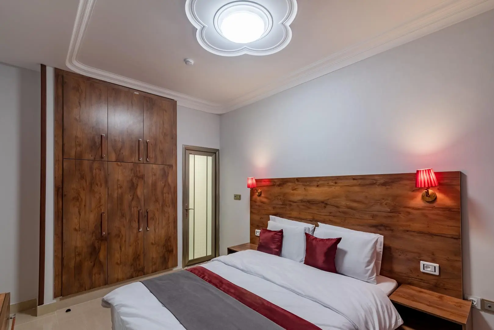 هتل آپارتمان الیت قشم - اتاق 2 تخته (1 تخت 2 نفره)