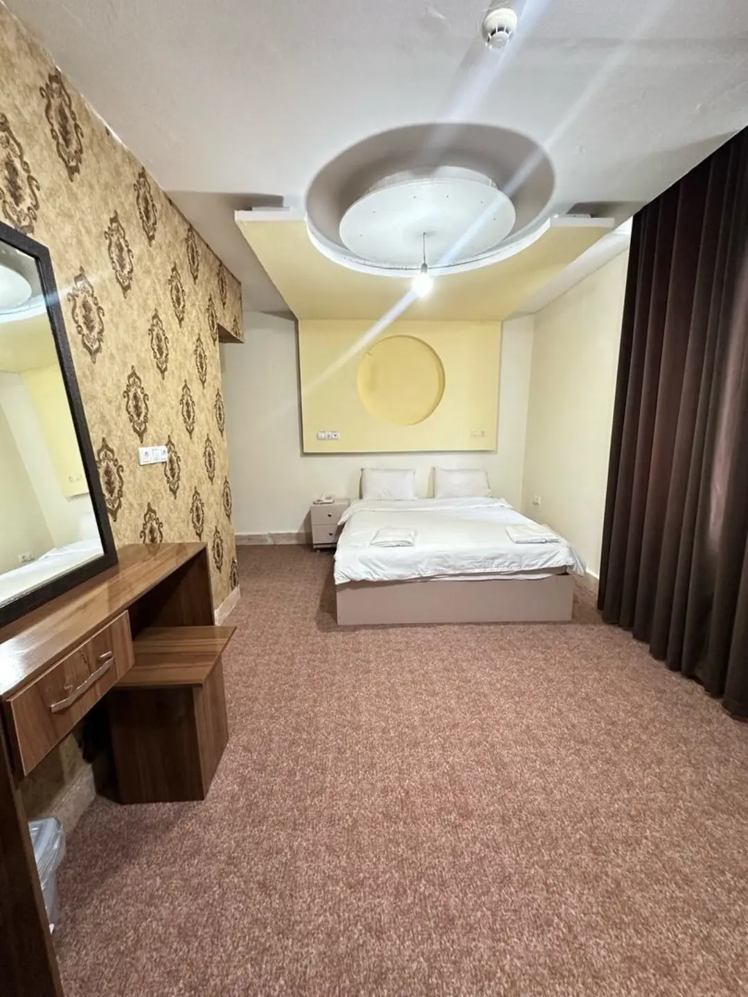 هتل آپارتمان سلطان قشم - اتاق 2 تخته (1 تخت 2 نفره)