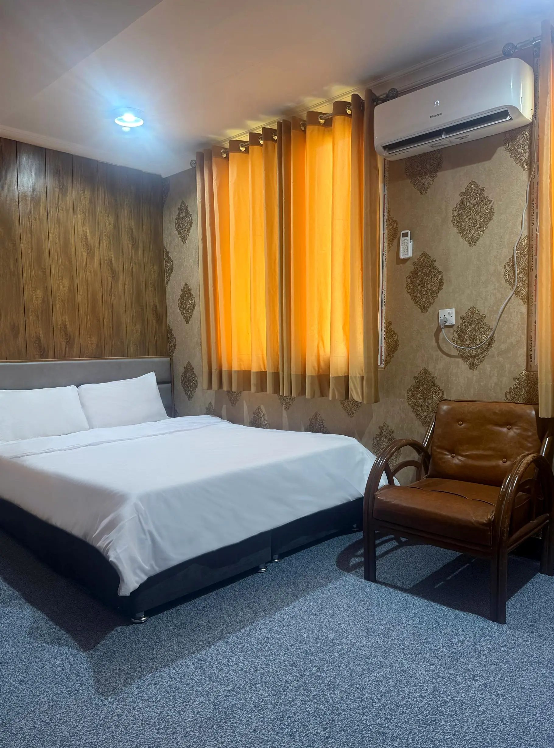 هتل آپارتمان کاوان قشم - اتاق 2 تخته (1 تخت 2 نفره)