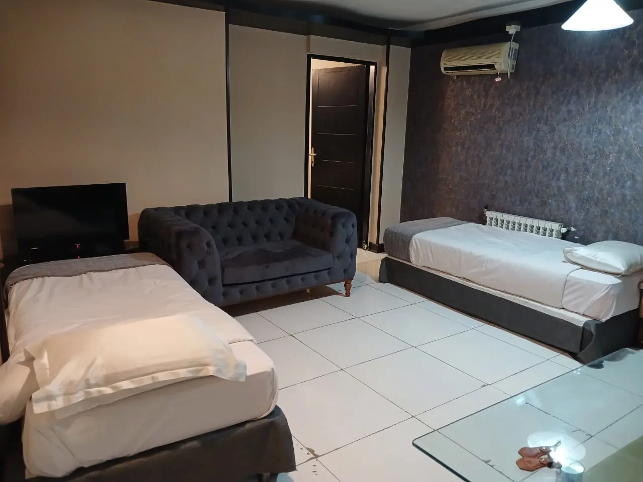 هتل آپارتمان تچر شیراز - اتاق 2 تخته (2 تخت 1 نفره)