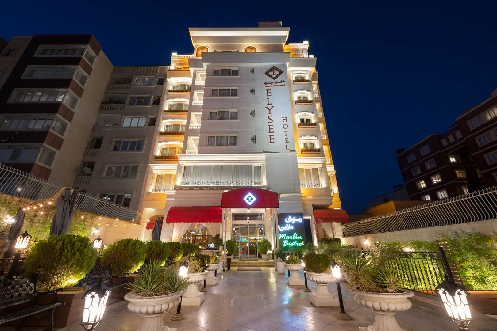 هتل الیزه شیراز - نمای بیرونی