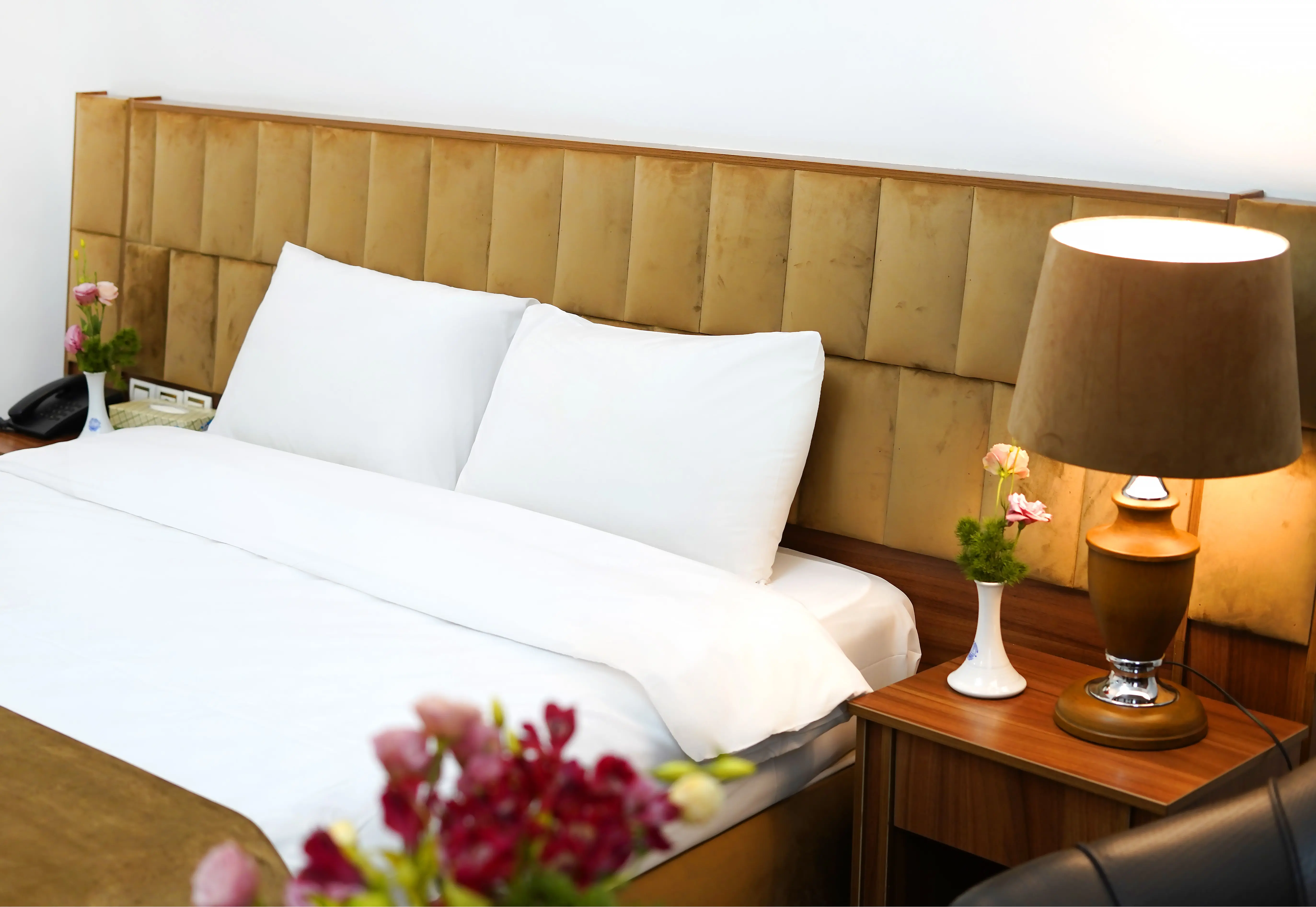 هتل اطلس شیراز - اتاق 2 تخته (1 تخت 2 نفره)