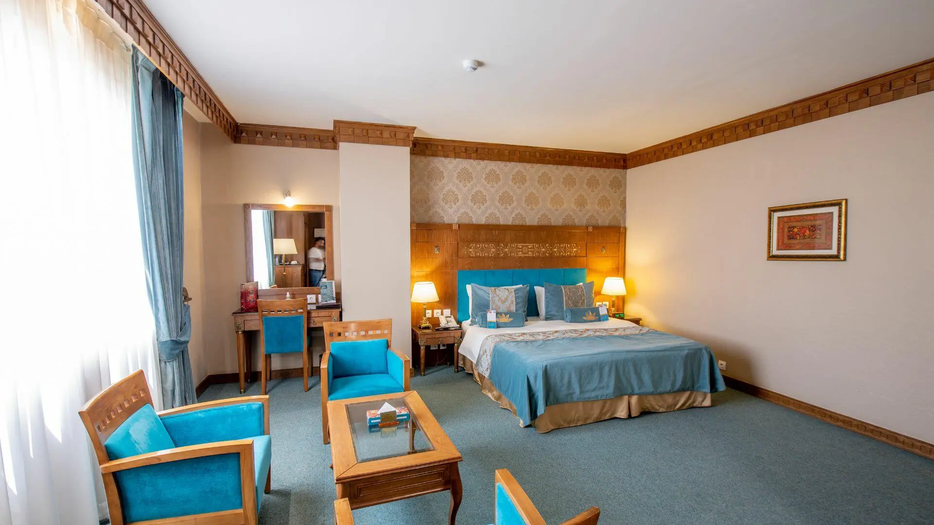 هتل زندیه شیراز - اتاق 2 تخته (1 تخت 2 نفره)