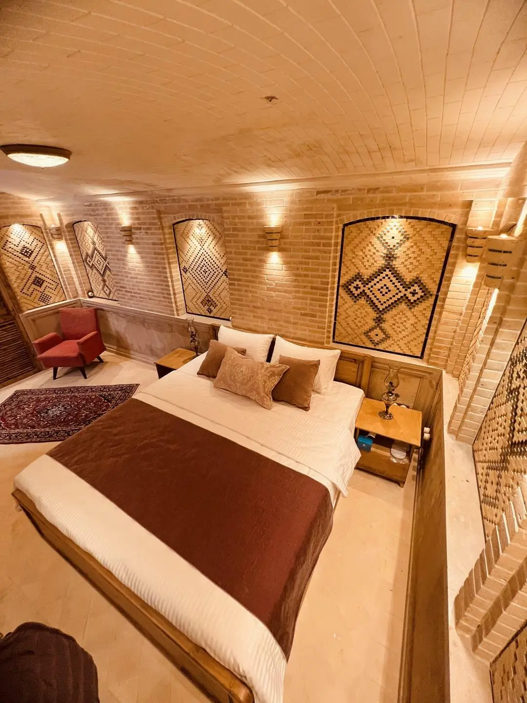 هتل بوتیک شمس الملوک شیراز - اتاق 2 تخته (1 تخت 2 نفره)