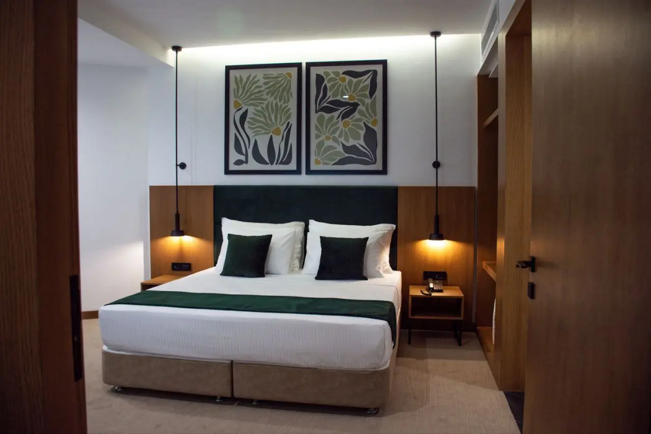 هتل سیزنز اصفهان - اتاق 2 تخته (1 تخت 2 نفره)