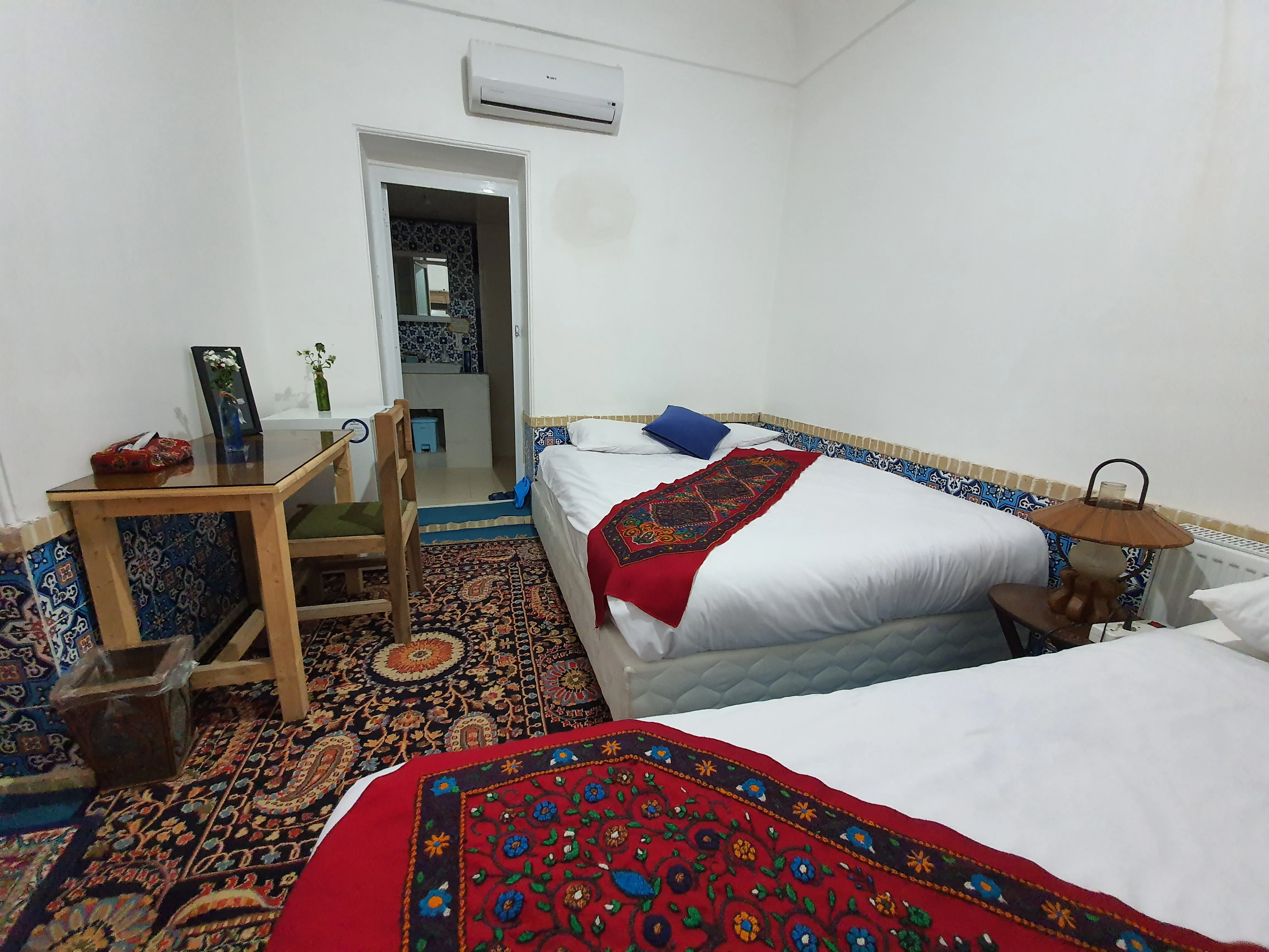 اقامتگاه سنتی شهباز کرمان - نمای اتاق