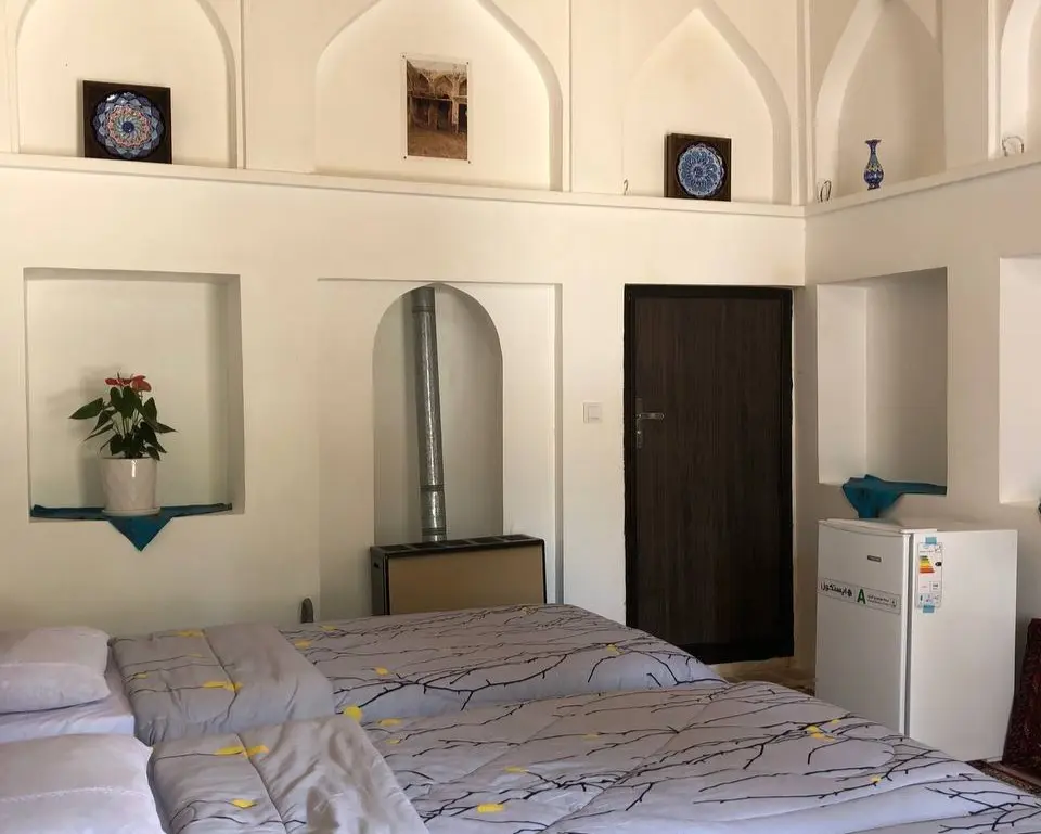 اقامتگاه سنتی عمارت اجلال تفرش - نمای اتاق