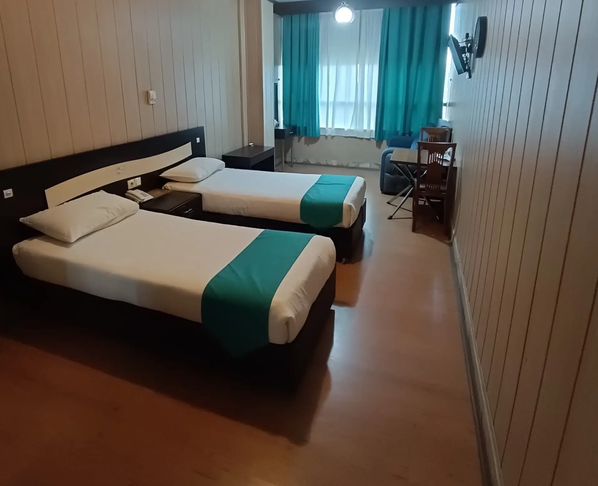 هتل درسا تهران - اتاق 2 تخته (2 تخت 1 نفره)