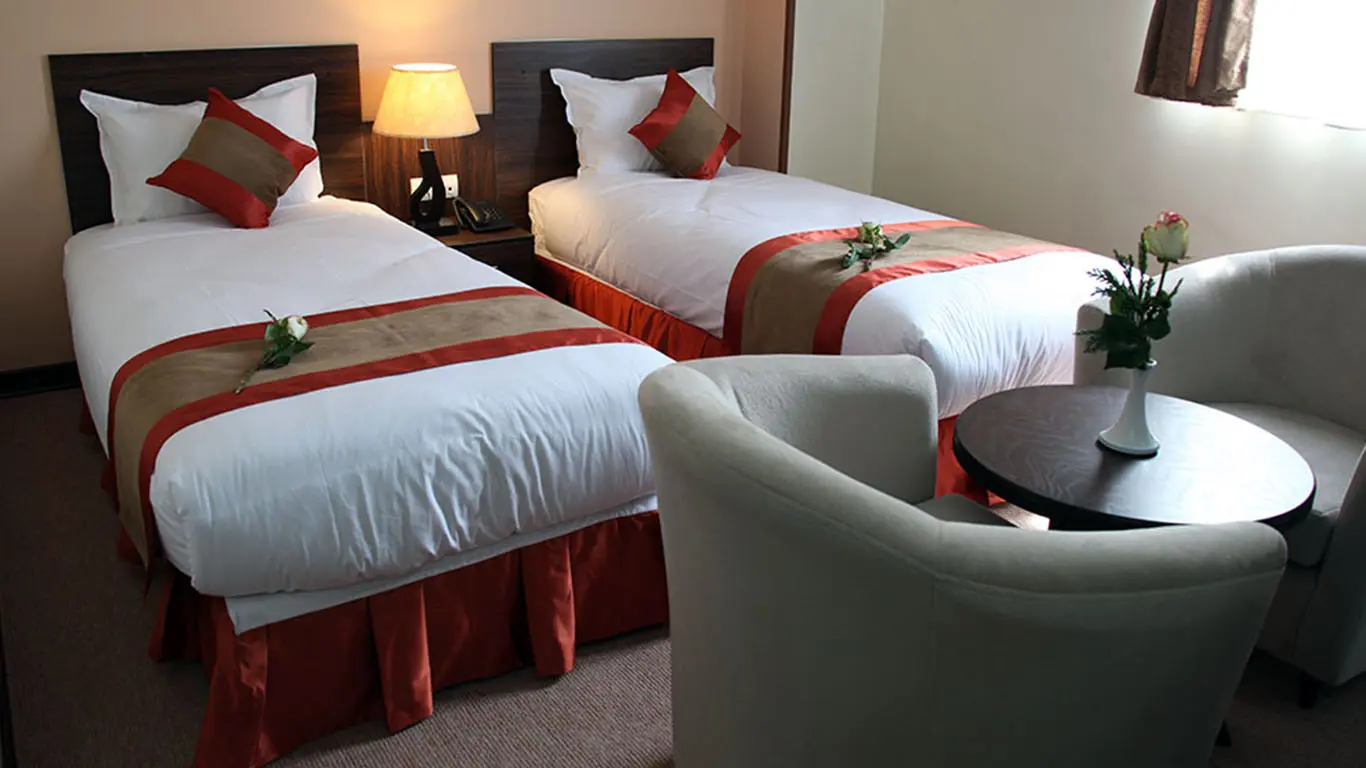 هتل حجاب تهران - اتاق 2 تخته (2 تخت 1 نفره)