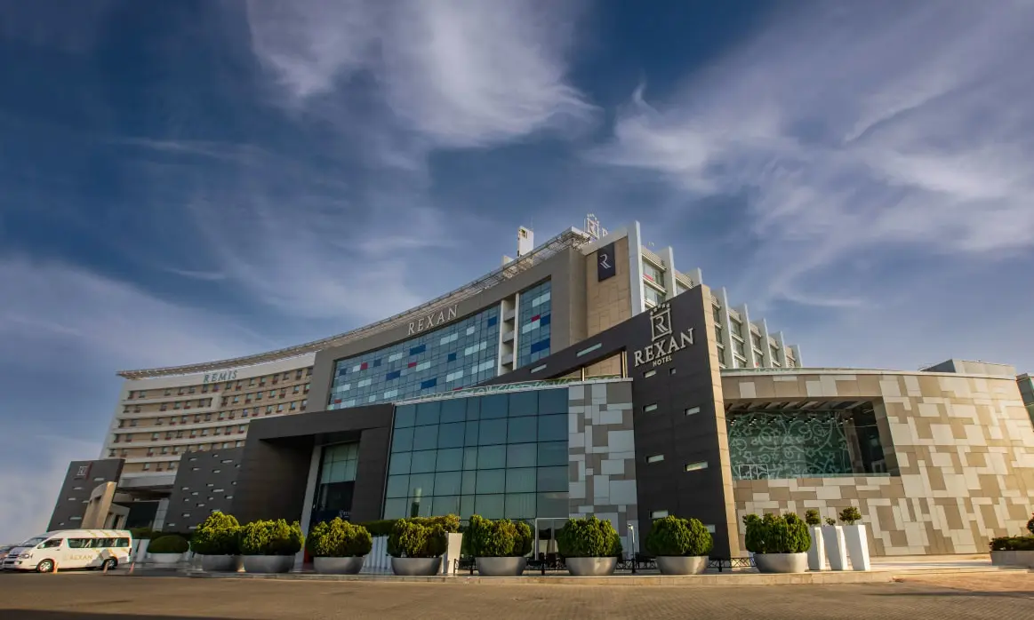 هتل رکسان تهران - نمای بیرونی 