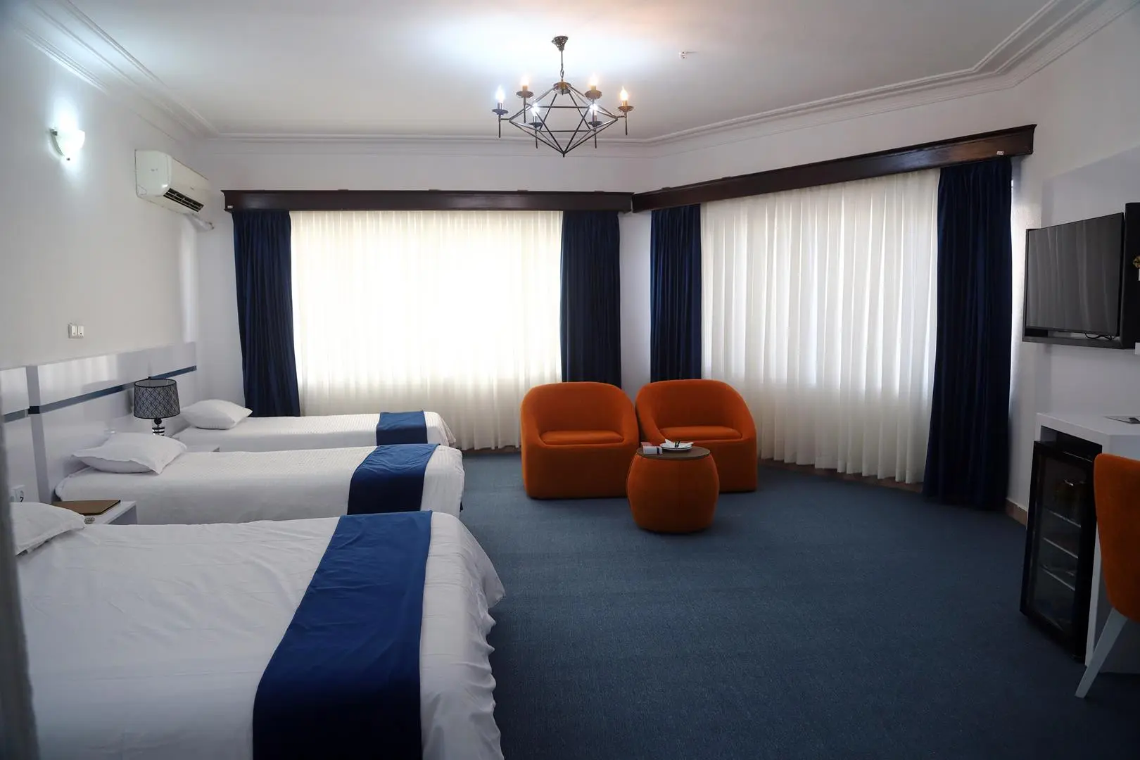 هتل آریان کیش - اتاق 3 تخته (3 تخت 1 نفره)