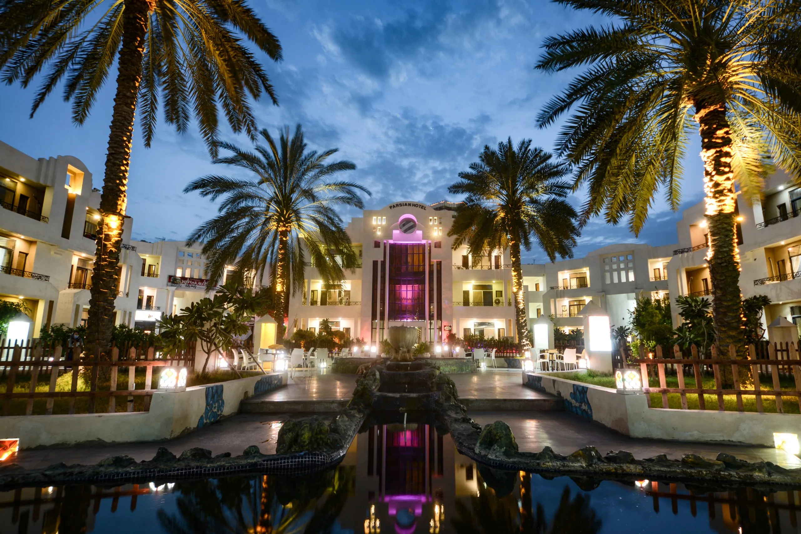 هتل پارسیان کیش - نمای بیرونی 