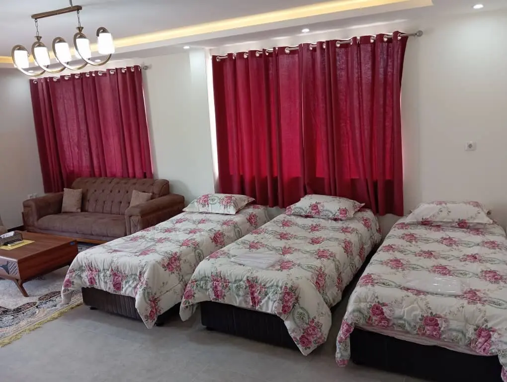 هتل شباویز کیش - اتاق 3 تخته (3 تخت 1 نفره)